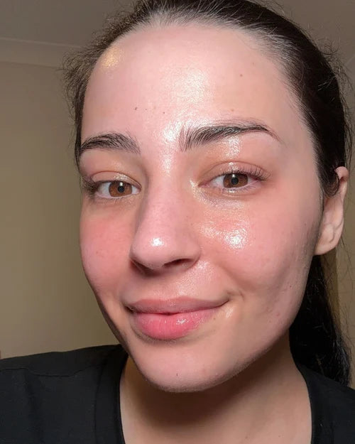 Julie, 44